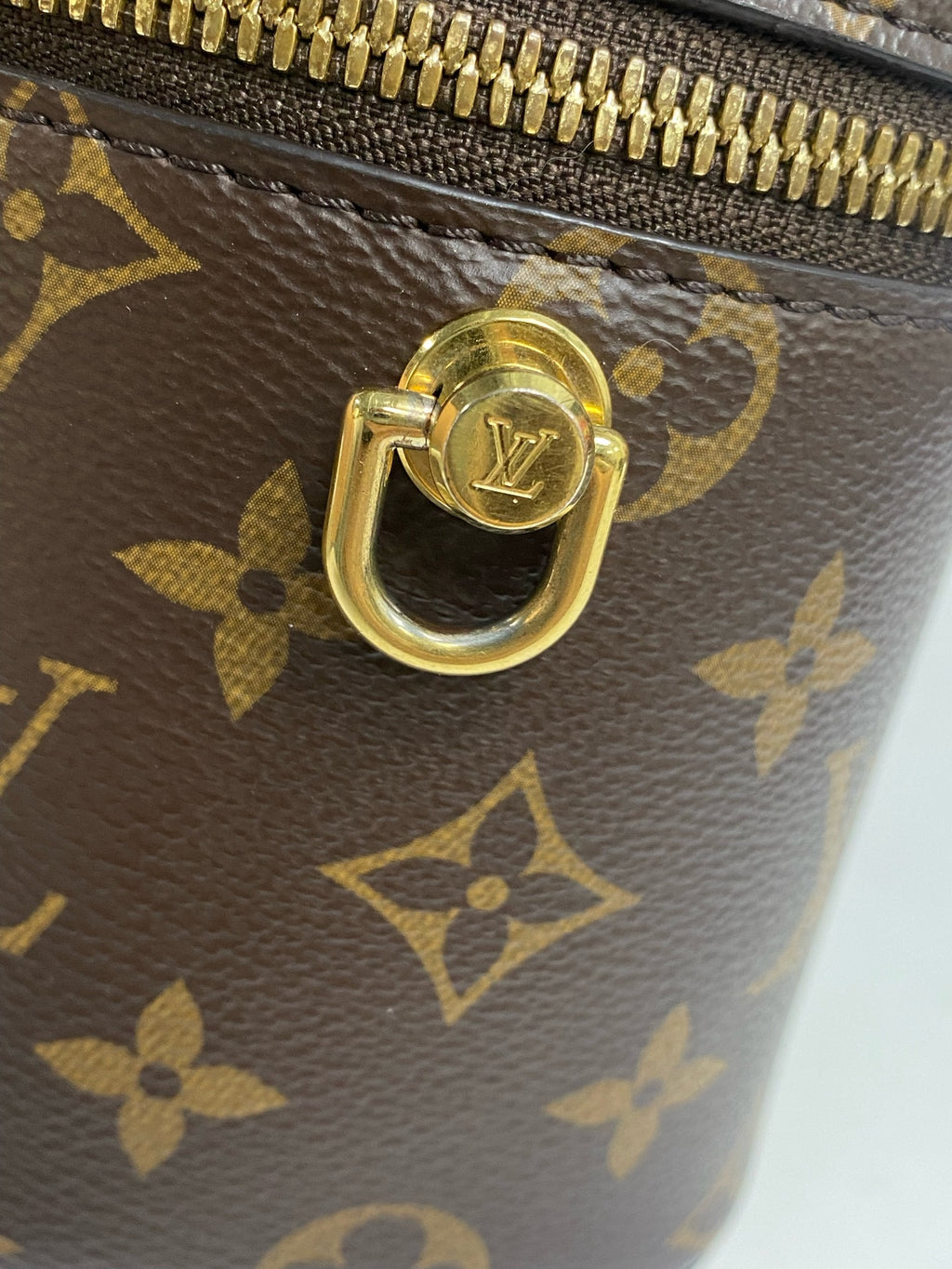 Louis Vuitton Shoulder Bag
