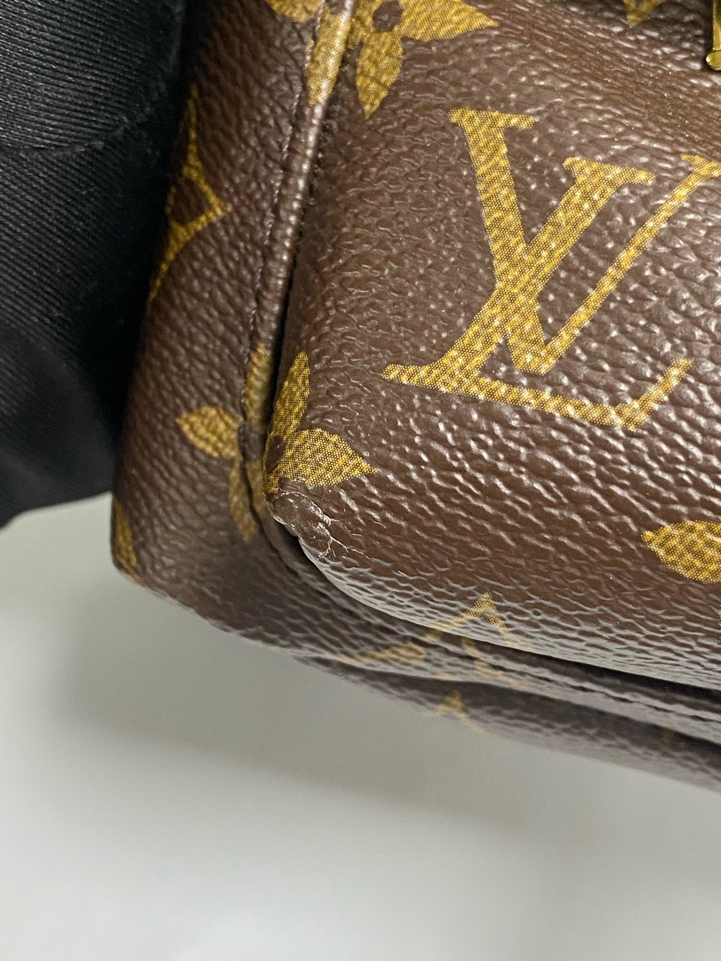 Louis Vuitton Backpack M41562
