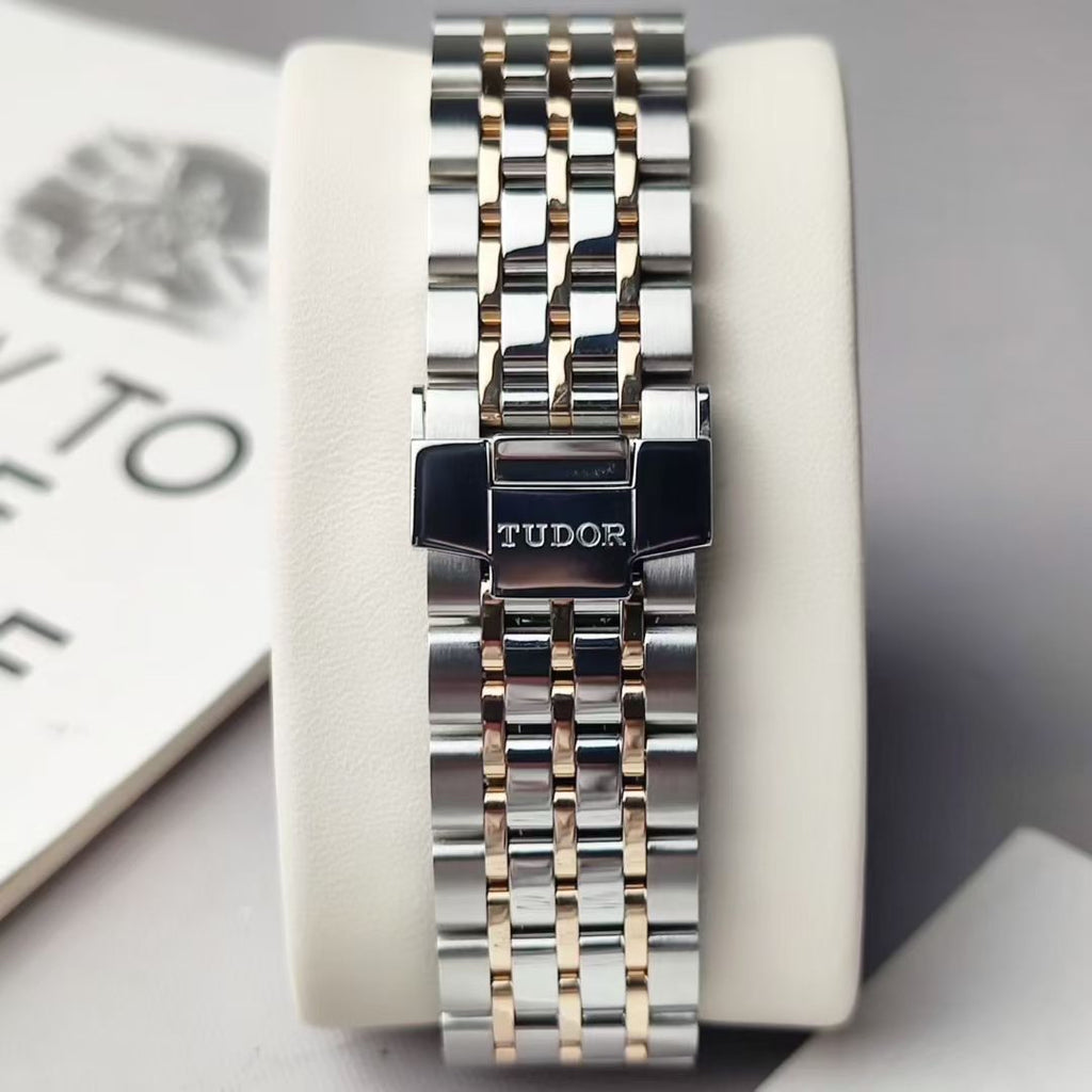 Tudor 1926 Series Rose gold Automatic (self-winding) watch 39 millimeters m91551-0002
