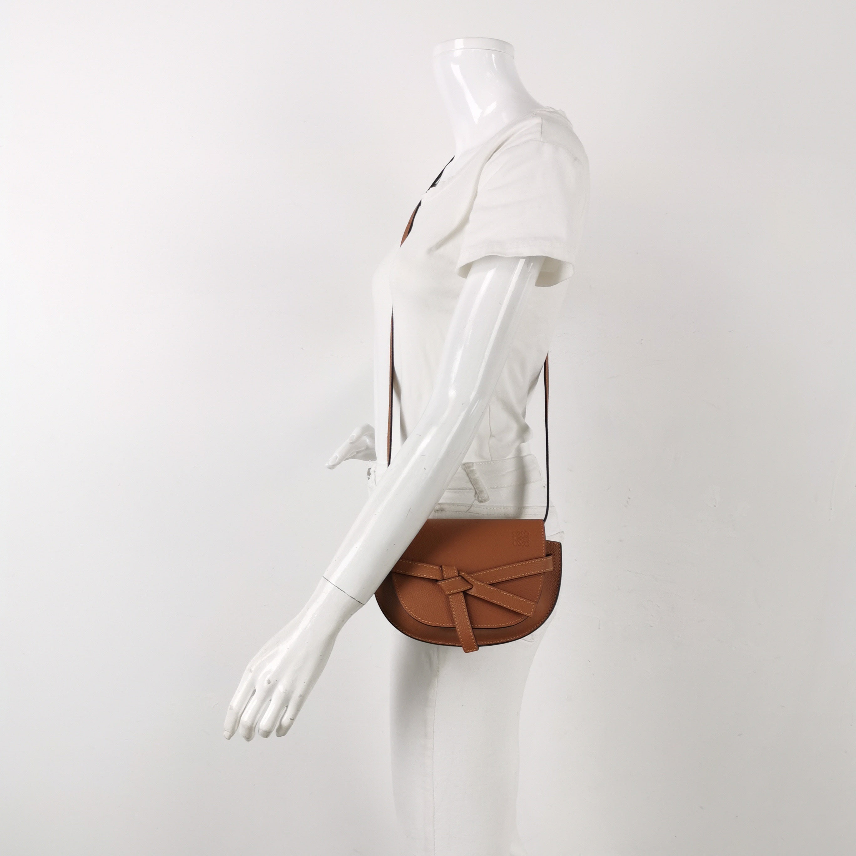 Loewe Crossbody 321.12.U62-3639
