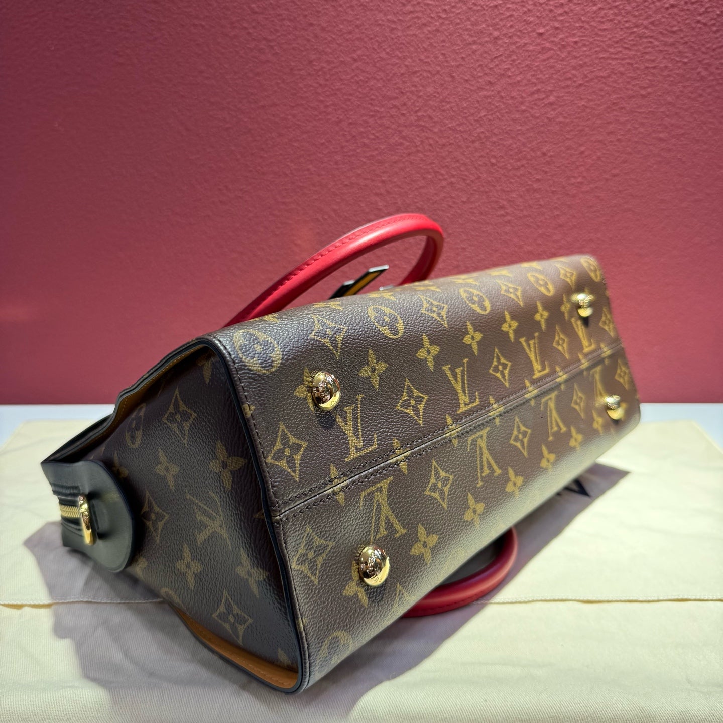 Louis Vuitton Satchel M41454