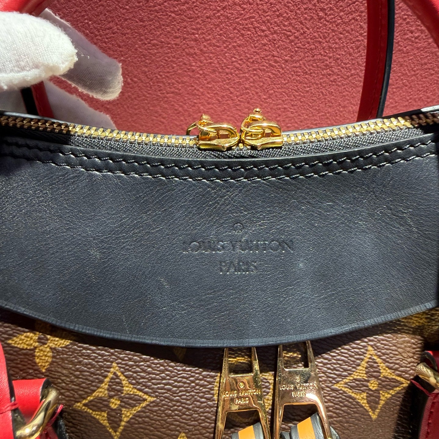 Louis Vuitton Satchel M41454