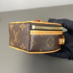 Louis Vuitton Crossbody