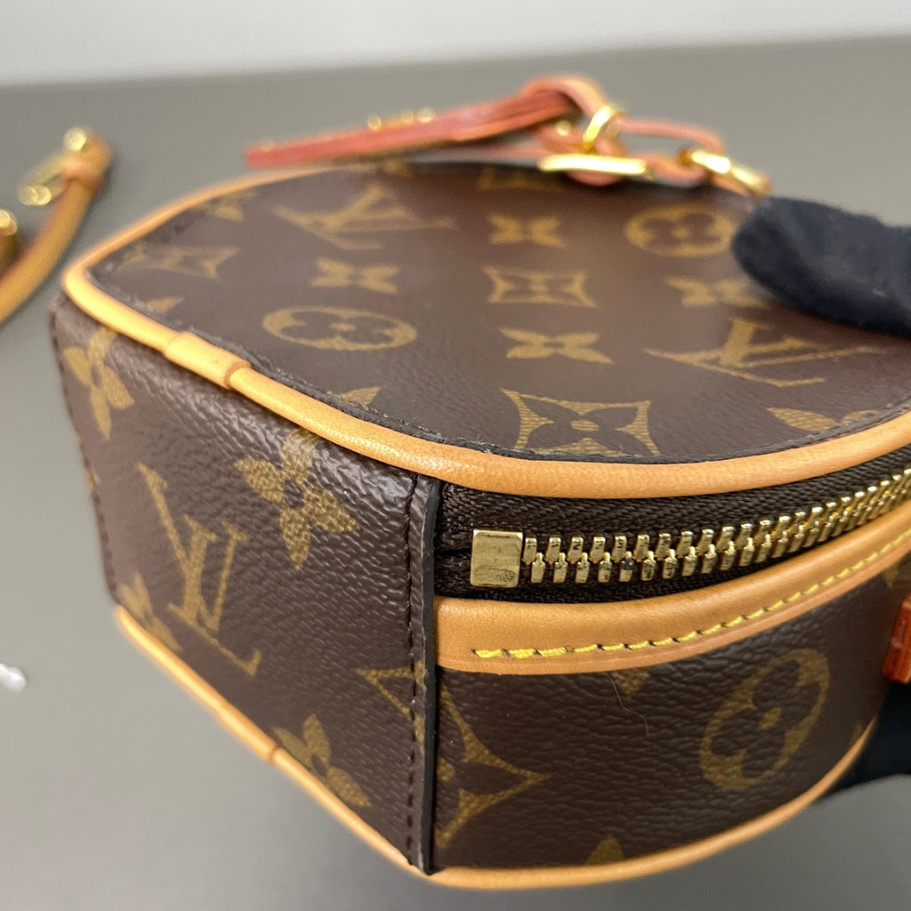 Louis Vuitton Crossbody