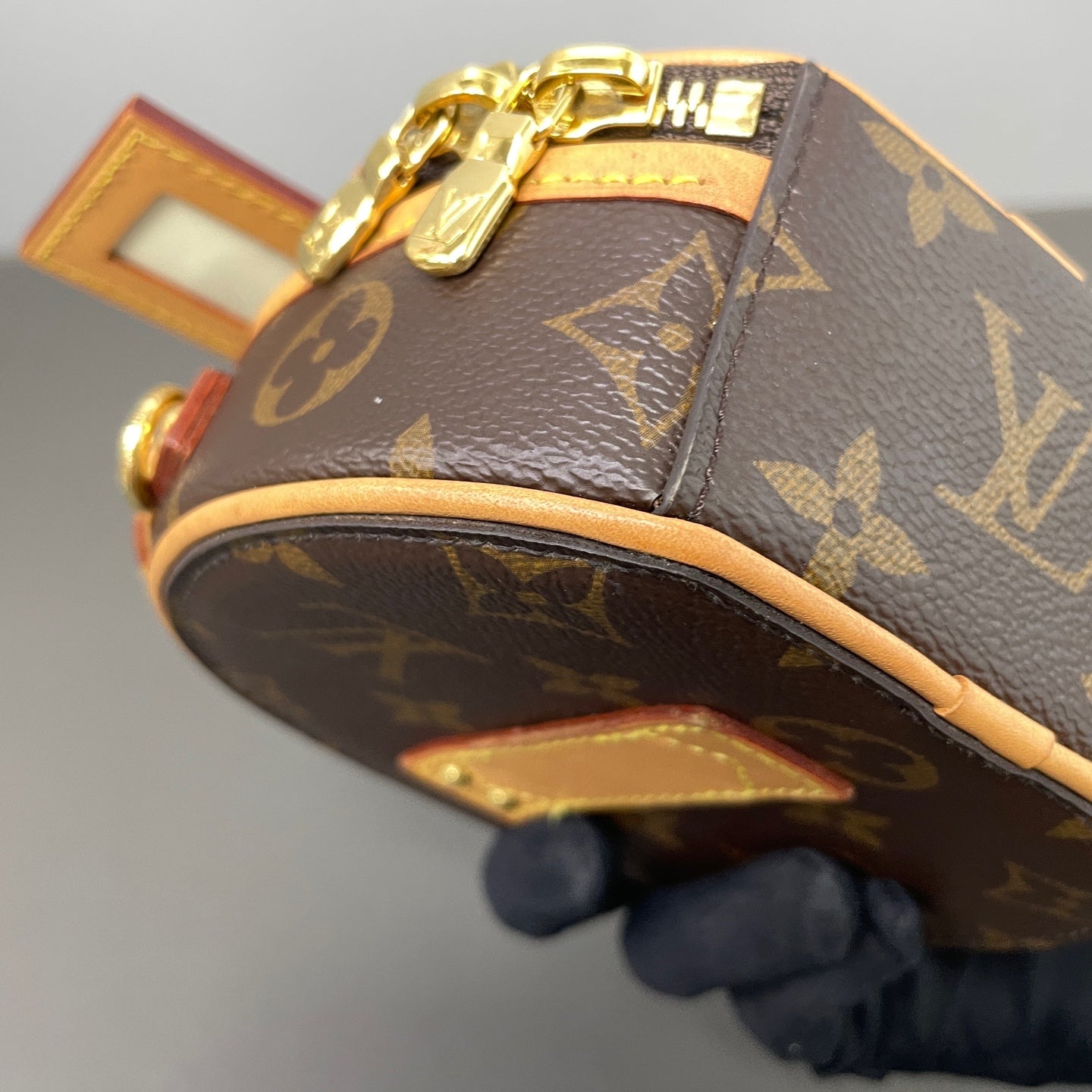 Louis Vuitton Crossbody
