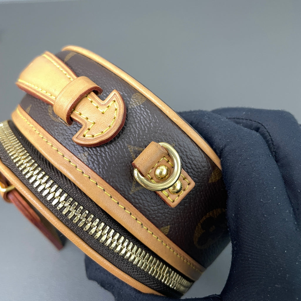 Louis Vuitton Crossbody