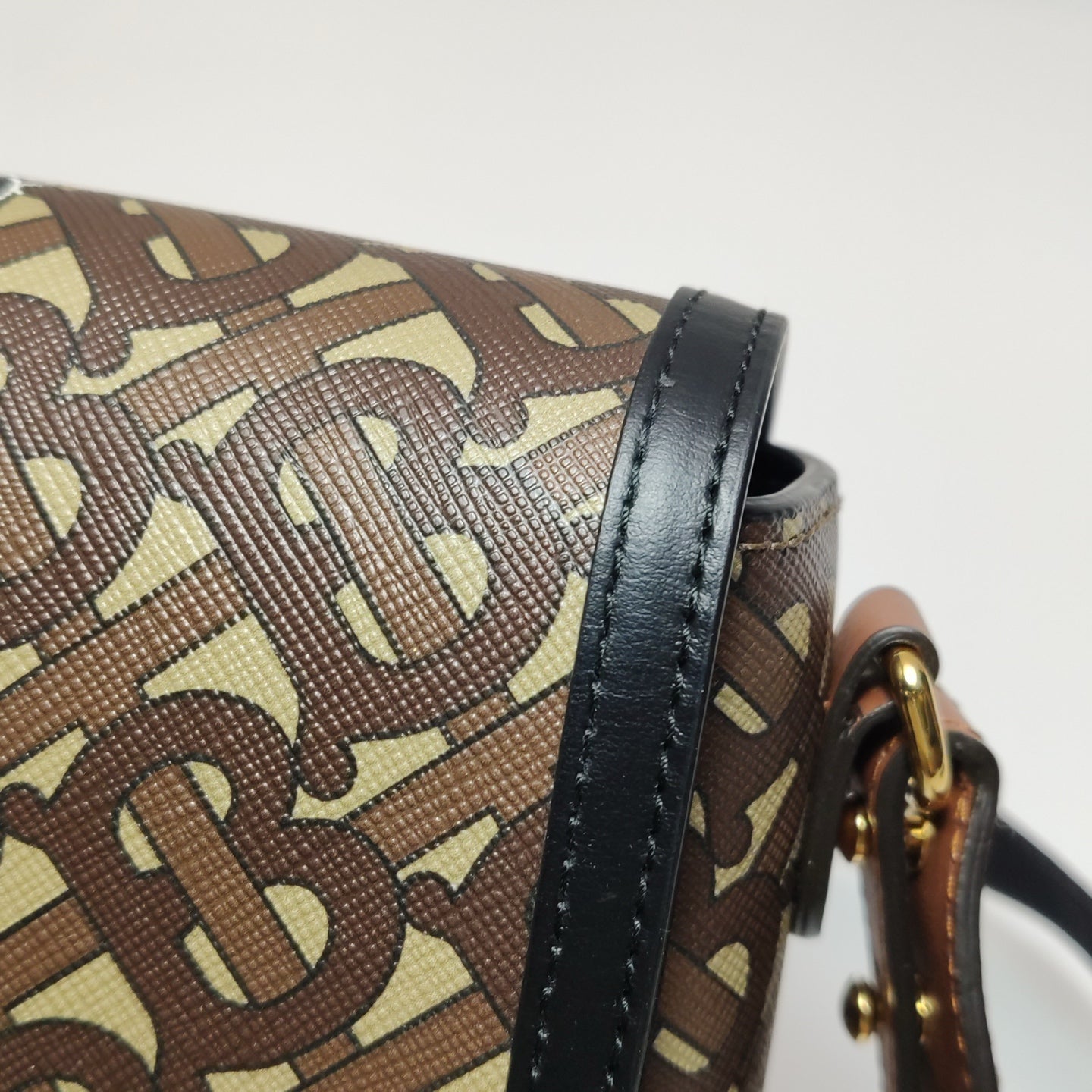 Burberry Crossbody 80264321