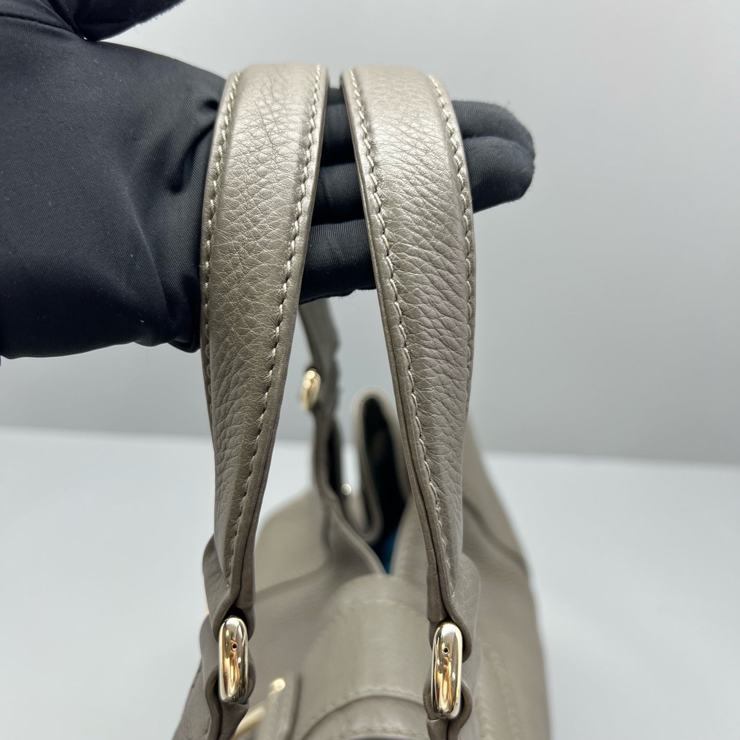 Gucci Gray Shoulder Bag