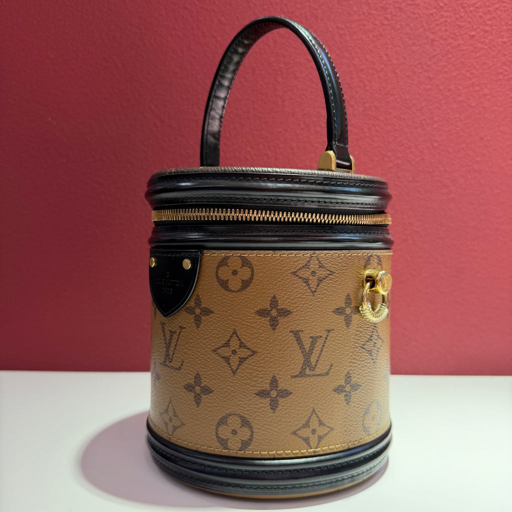 Louis Vuitton Cannes 15 x 17 x 15 centimeters (length x height x width) M43986