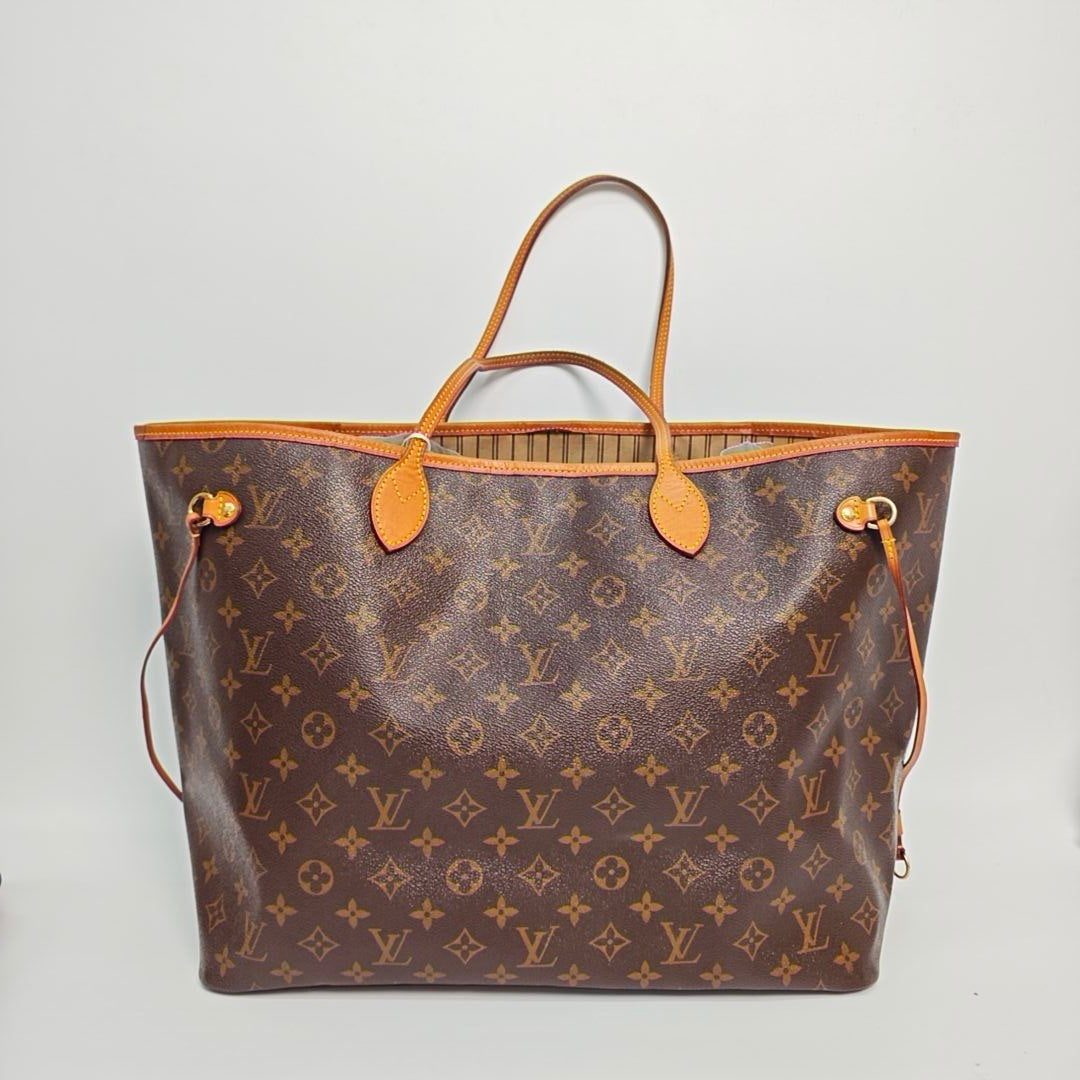 Louis Vuitton Beige