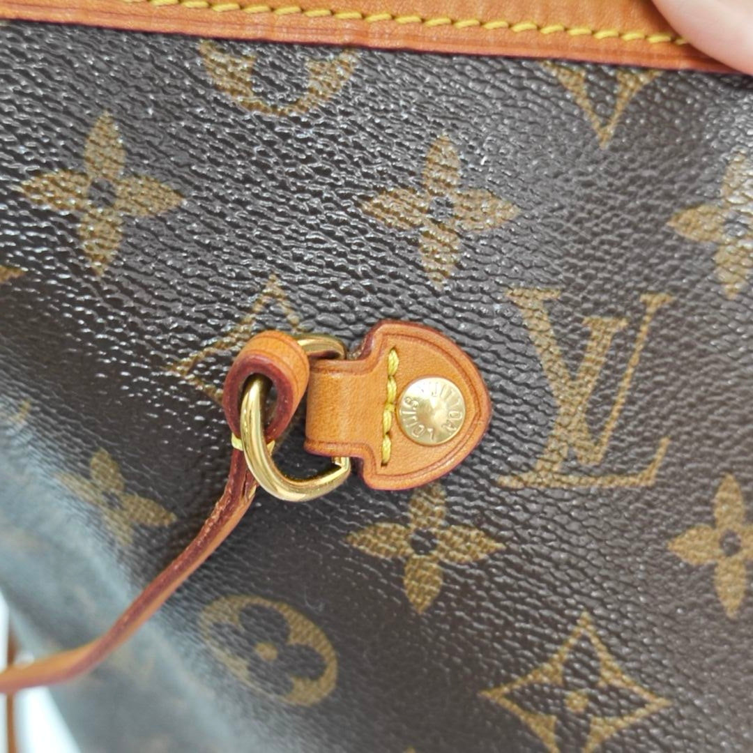 Louis Vuitton Beige