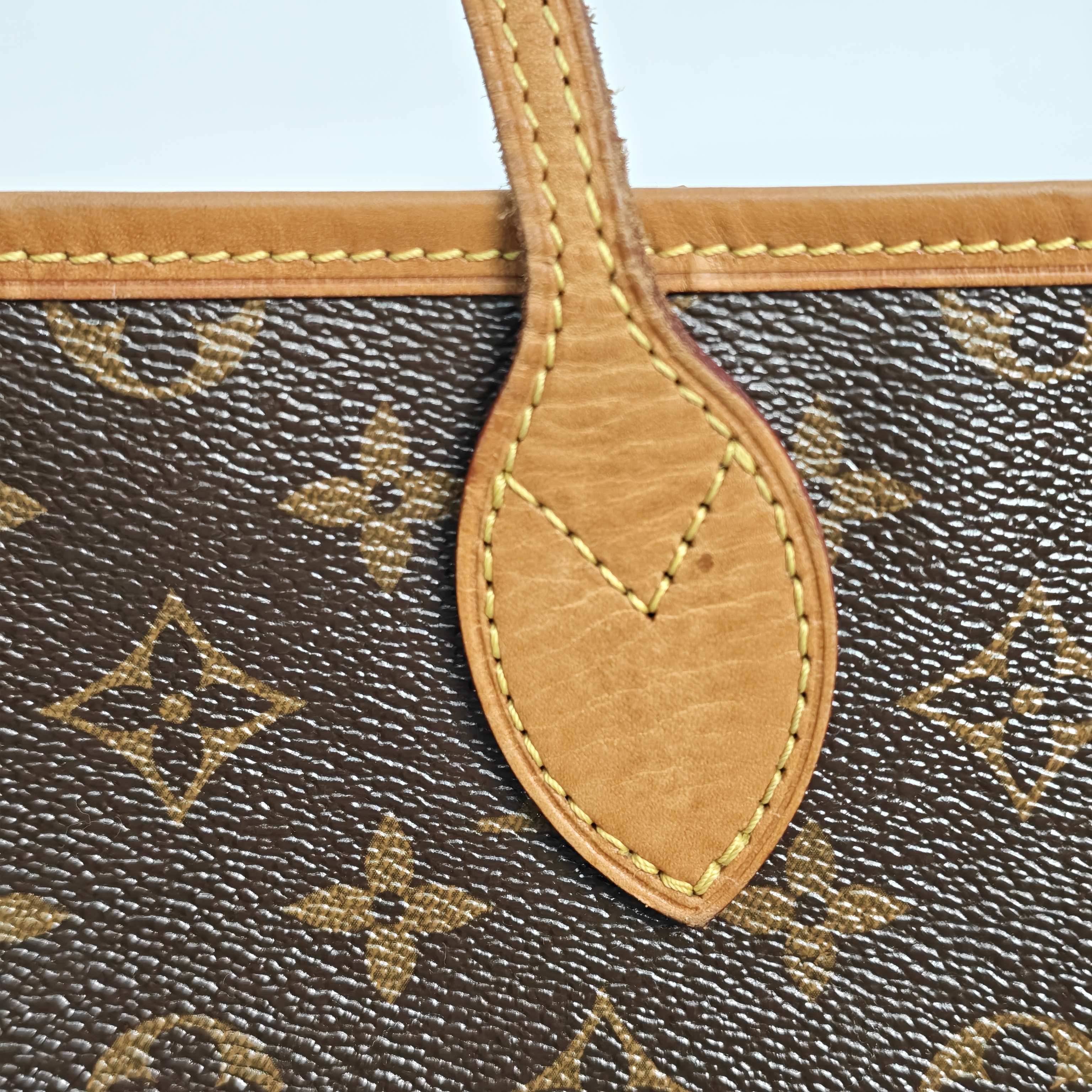 Louis Vuitton Beige