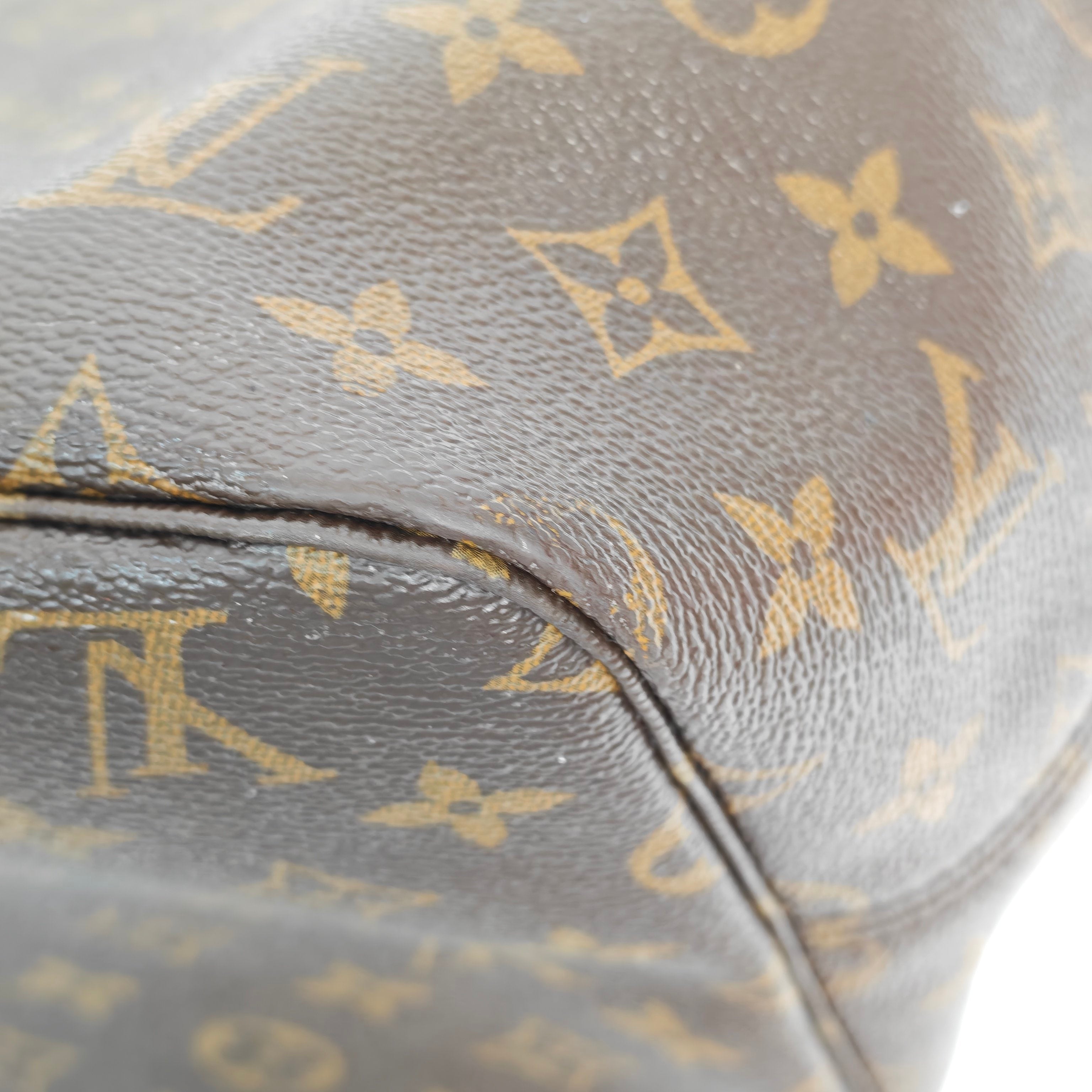 Louis Vuitton Beige