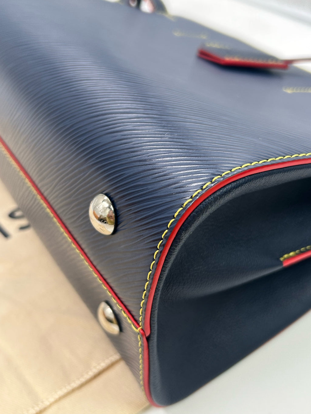 Louis Vuitton Tote