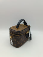 Louis Vuitton Metal