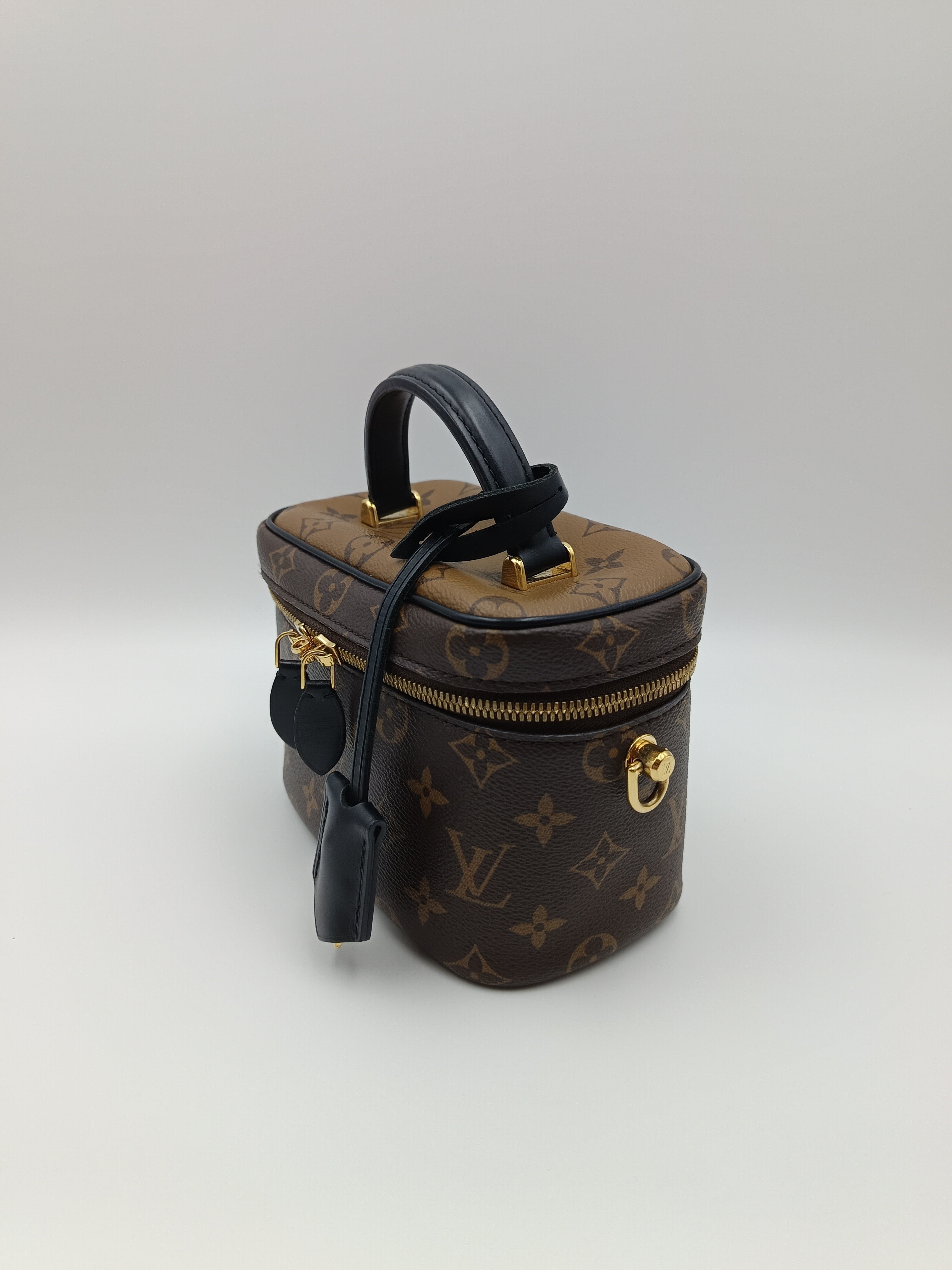Louis Vuitton Metal