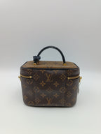 Louis Vuitton Metal