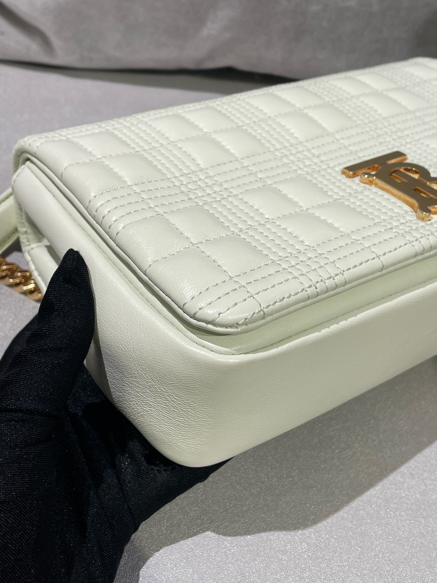 Burberry Green Crossbody 80281091