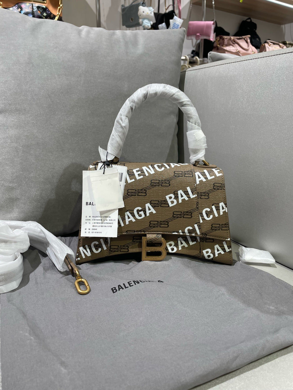 Balenciaga Brown Crossbody 593546210H72769