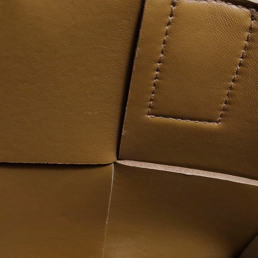 Bottega Veneta Crossbody