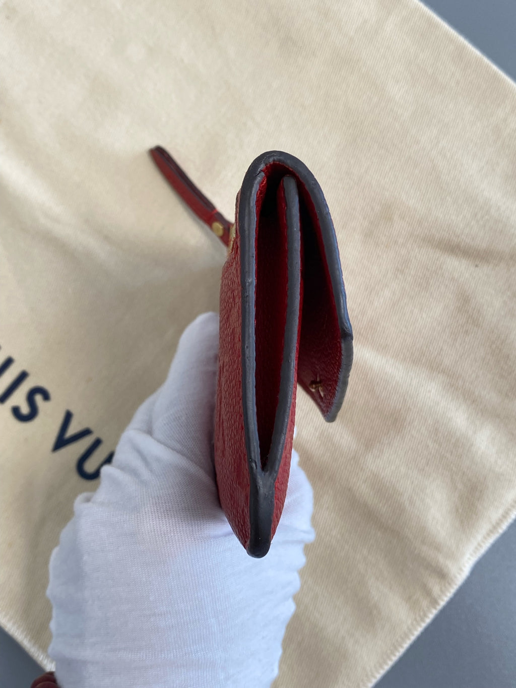 Louis Vuitton Red M58879