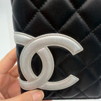 Chanel Mouth-shaped wallet A50077_Y03880_C2054
