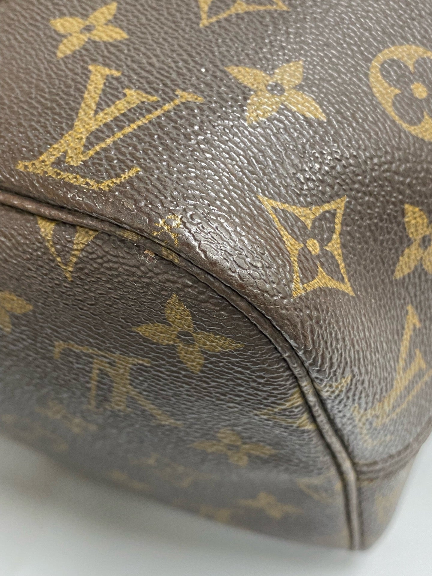 Louis Vuitton Tote