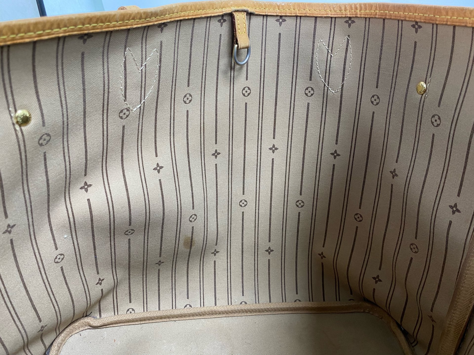 Louis Vuitton Tote