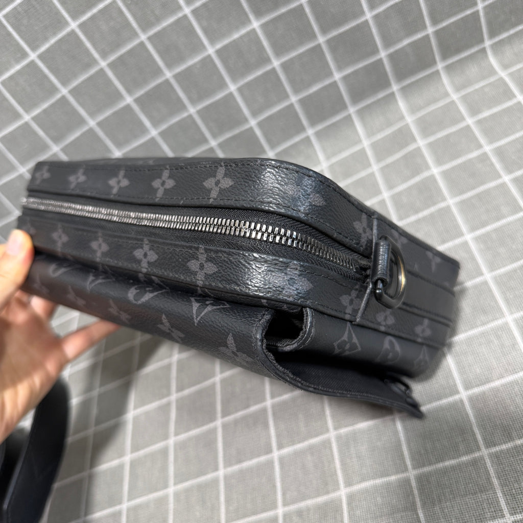 Louis Vuitton Steamer Canvas Messenger Bag M45585
