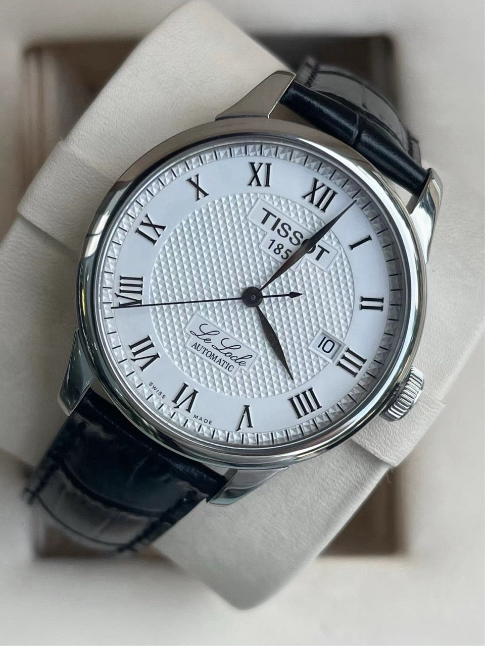 Tissot Classic White Automatic (self-winding) watch 39.3 millimeters T41.1.423.53