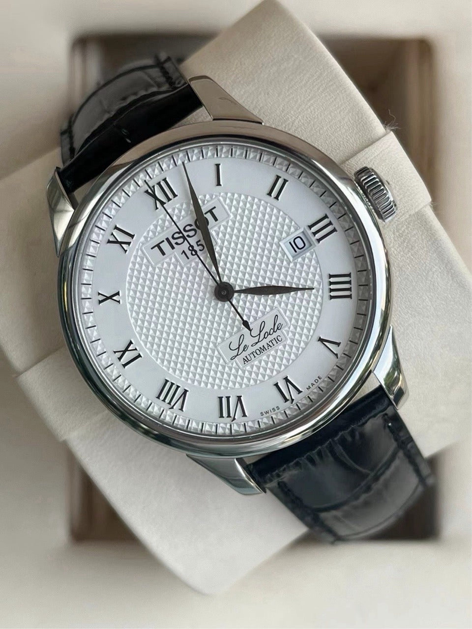 Tissot Classic White Automatic (self-winding) watch 39.3 millimeters T41.1.423.53