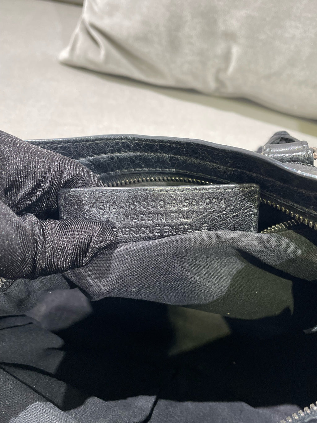 Balenciaga Black 431621-D94JN-1000