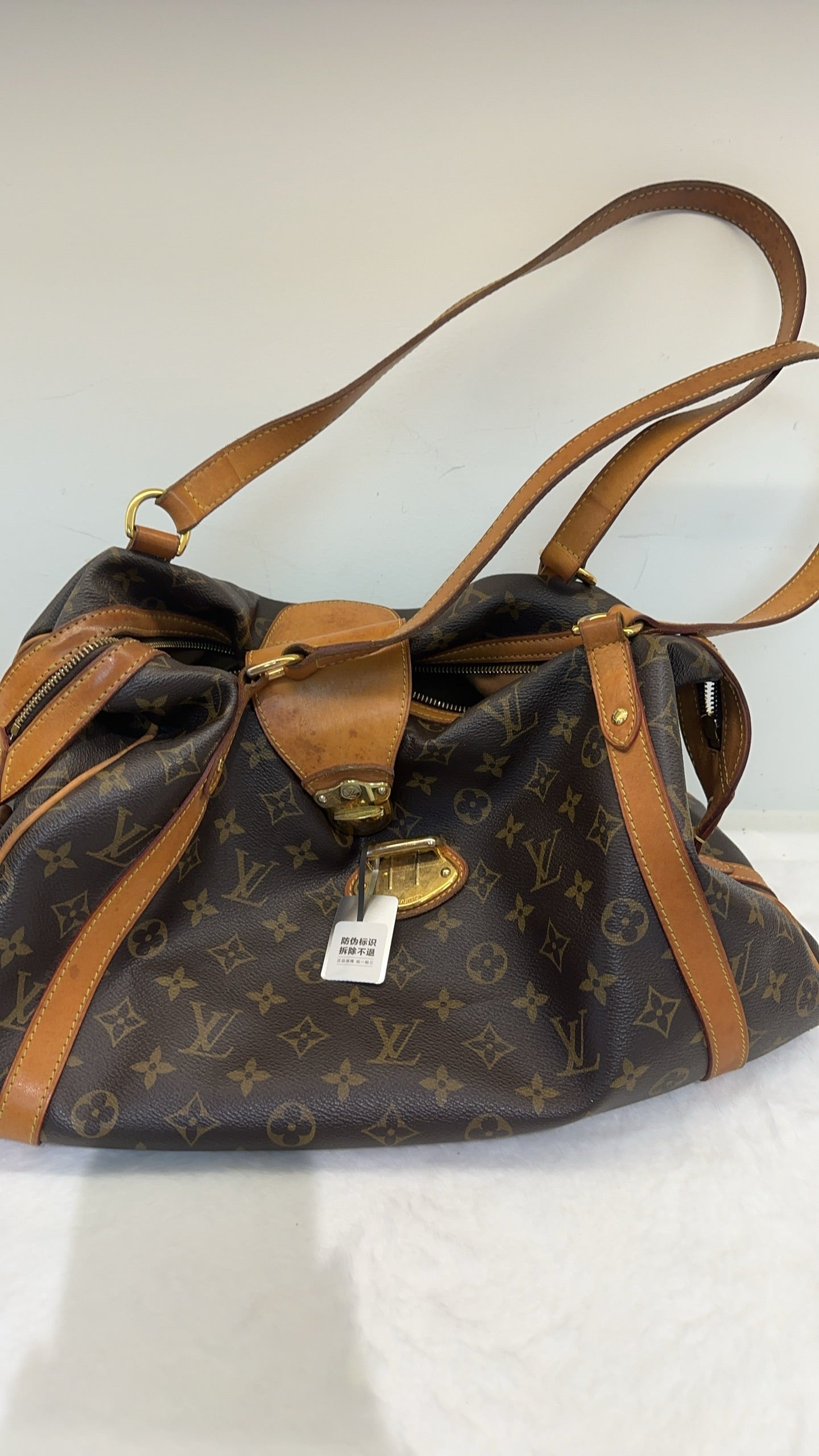 Louis Vuitton Tote