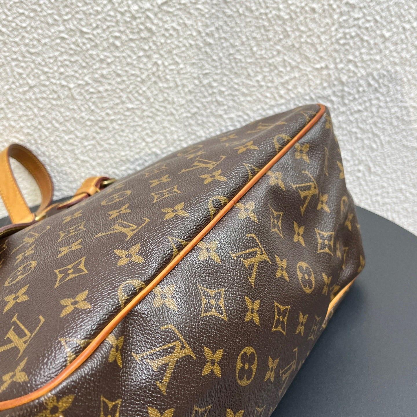 Louis Vuitton Shoulder Bag