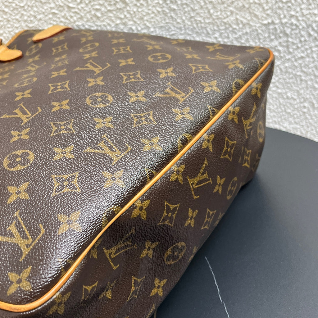 Louis Vuitton Shoulder Bag