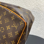 Louis Vuitton Shoulder Bag