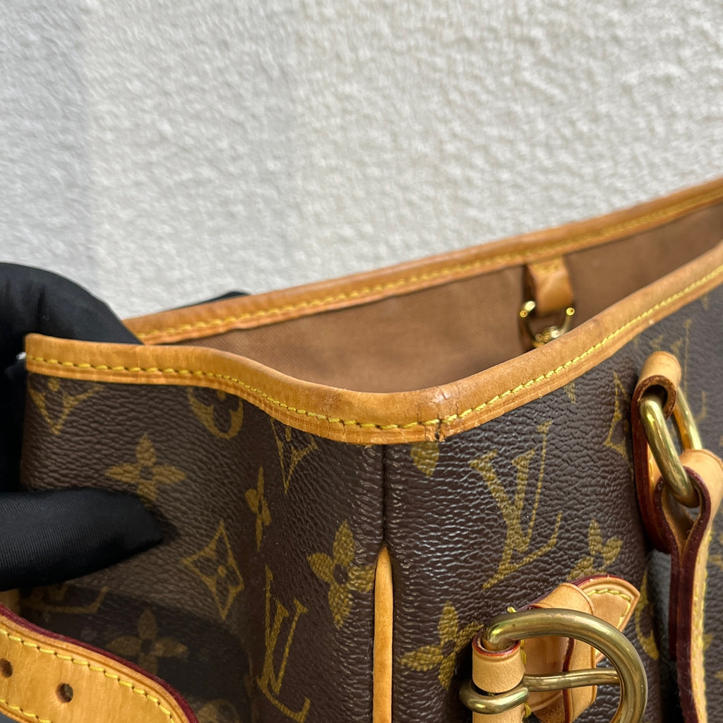 Louis Vuitton Shoulder Bag