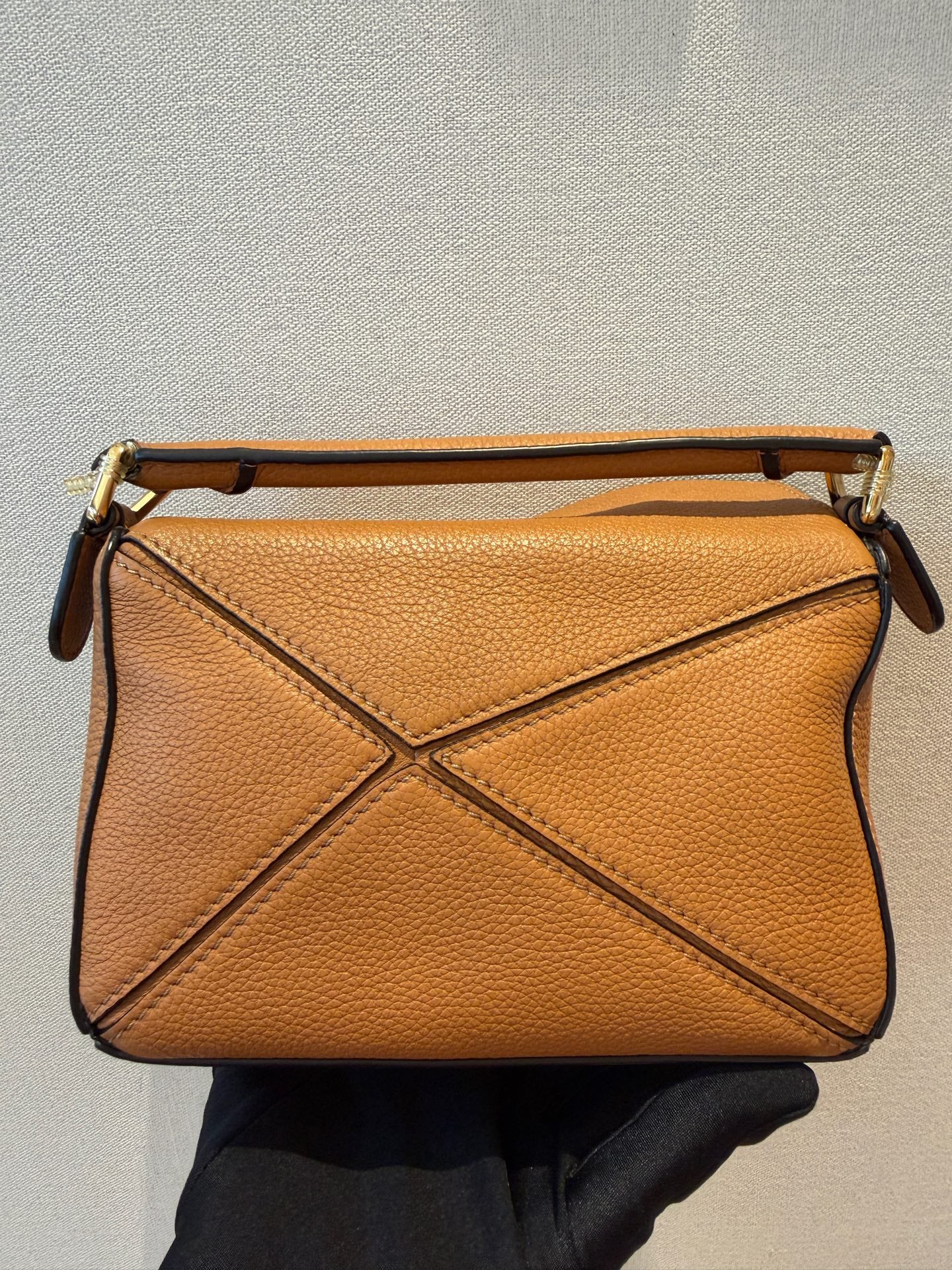 Loewe Puzzle