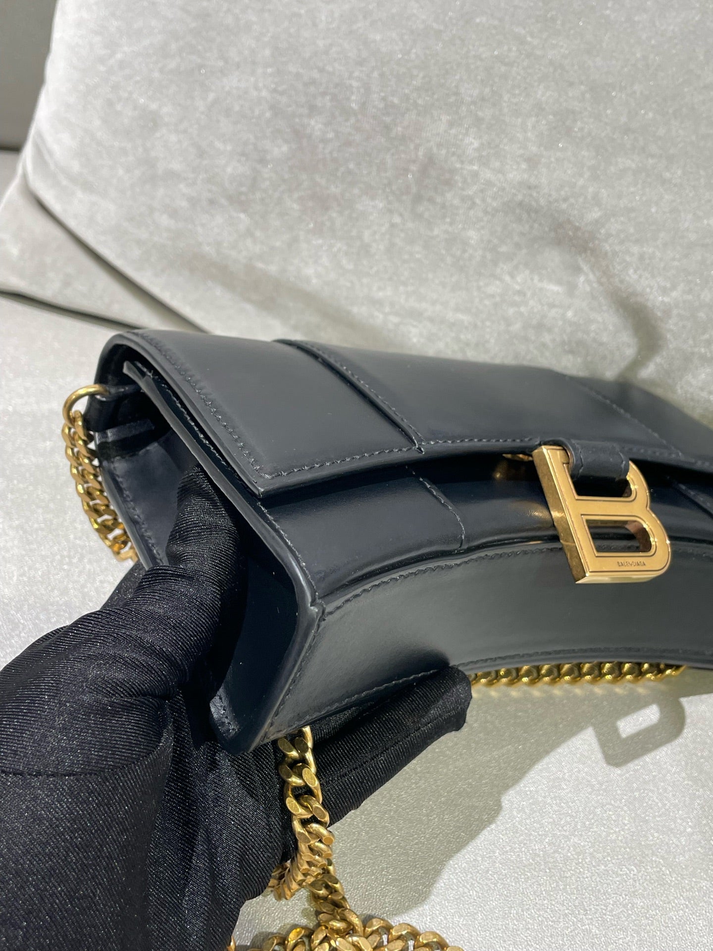 Balenciaga HOURGLASS Black 6560501QJ4M1000