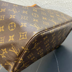 Louis Vuitton Shoulder Bag