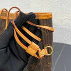 Louis Vuitton Shoulder Bag
