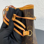 Louis Vuitton Shoulder Bag