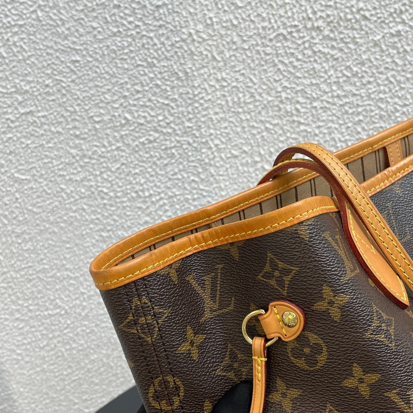Louis Vuitton Shoulder Bag
