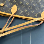 Louis Vuitton Shoulder Bag