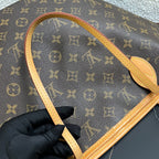 Louis Vuitton Shoulder Bag