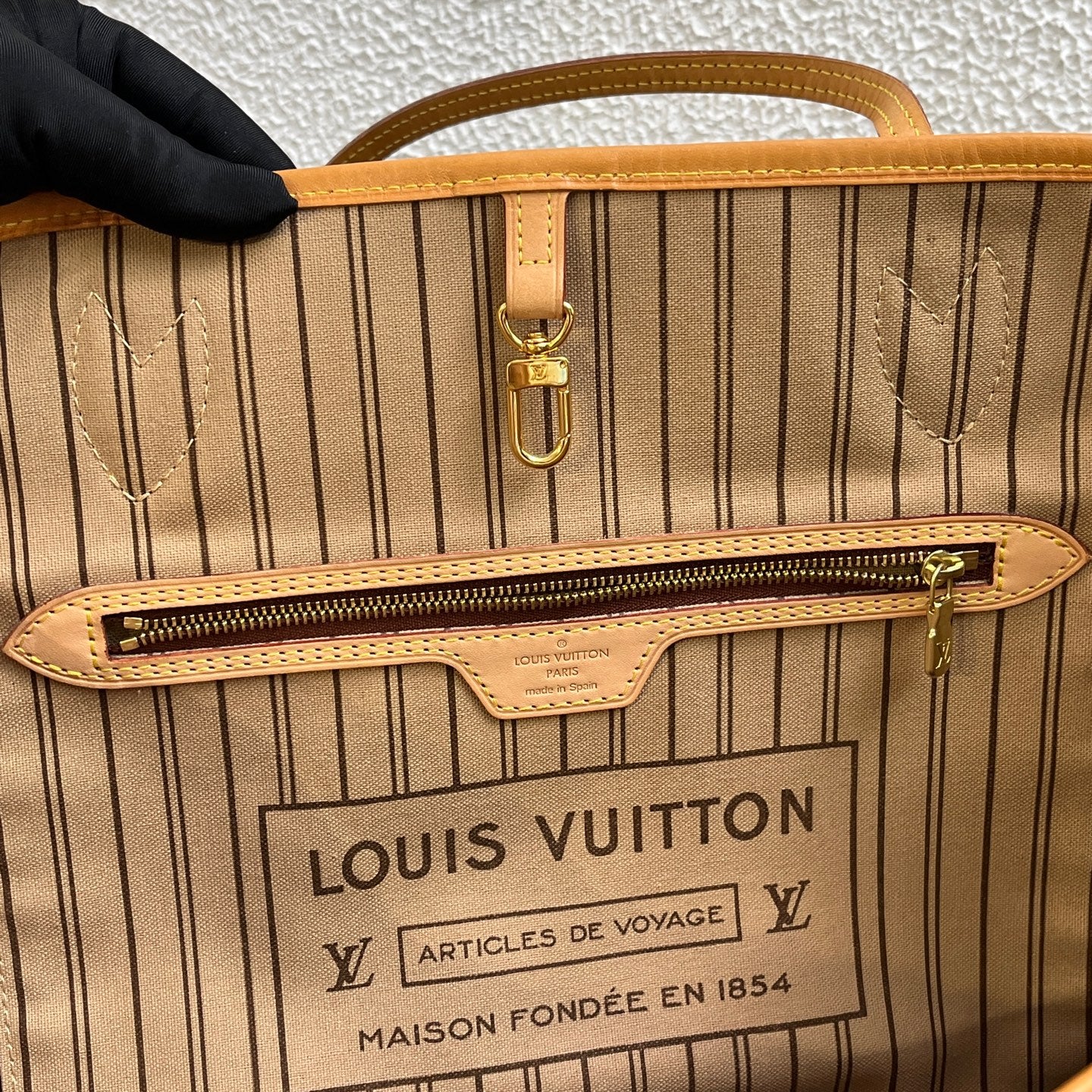 Louis Vuitton Shoulder Bag