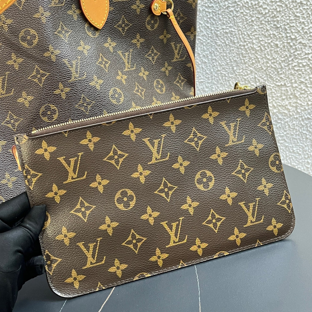 Louis Vuitton Shoulder Bag