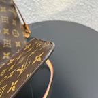 Louis Vuitton Shoulder Bag