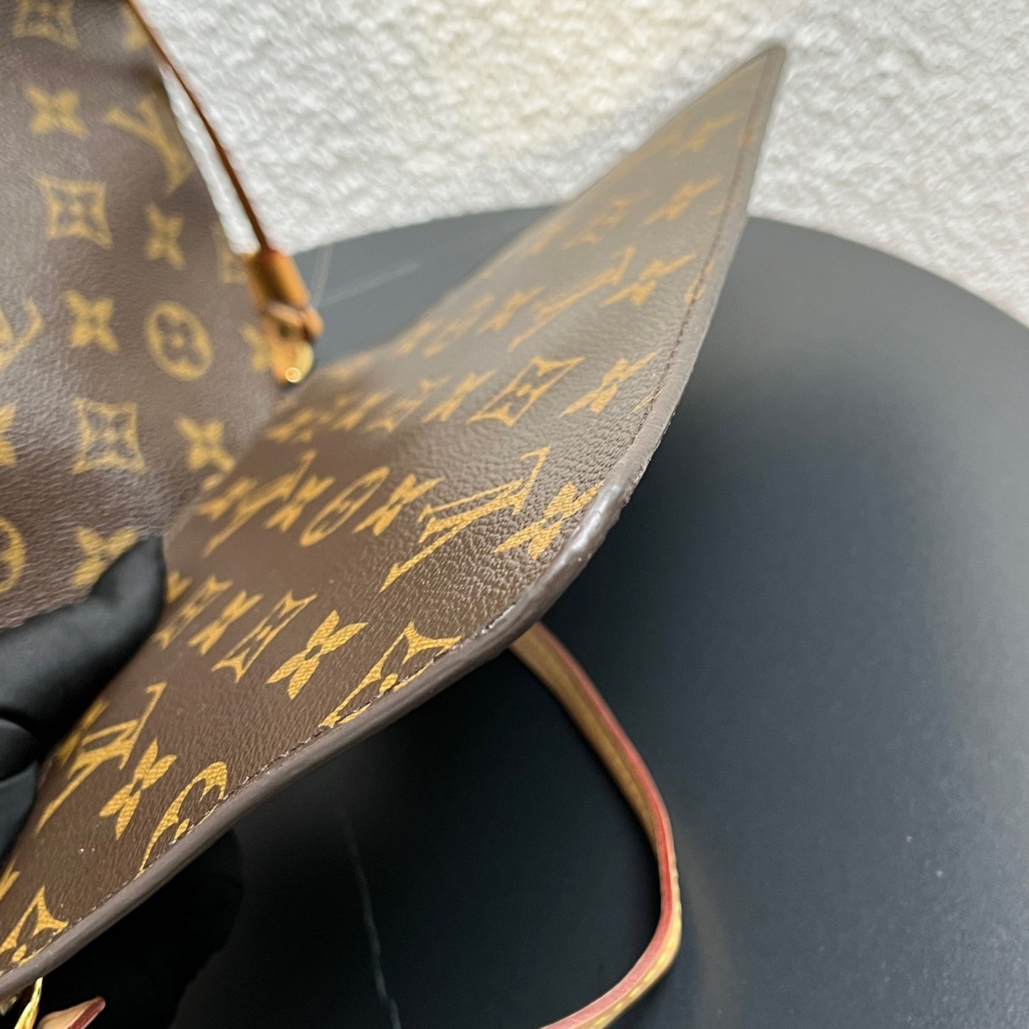 Louis Vuitton Shoulder Bag