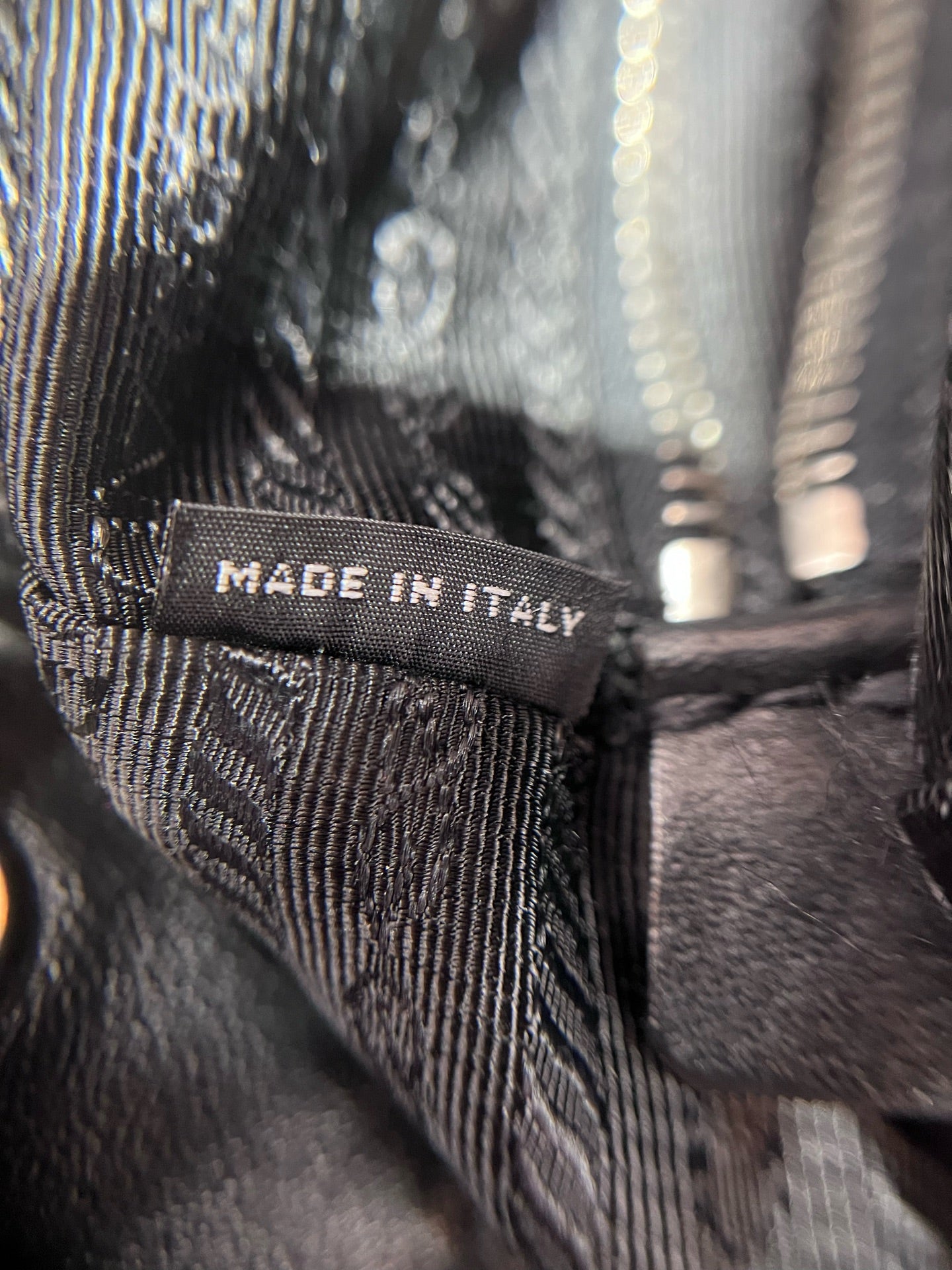 Prada Backpack 1BZ032-V44-F0002